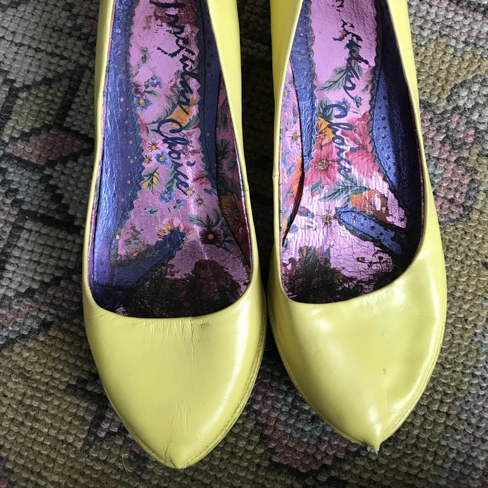 Irregular Choice Yellow kitten heels 37/7